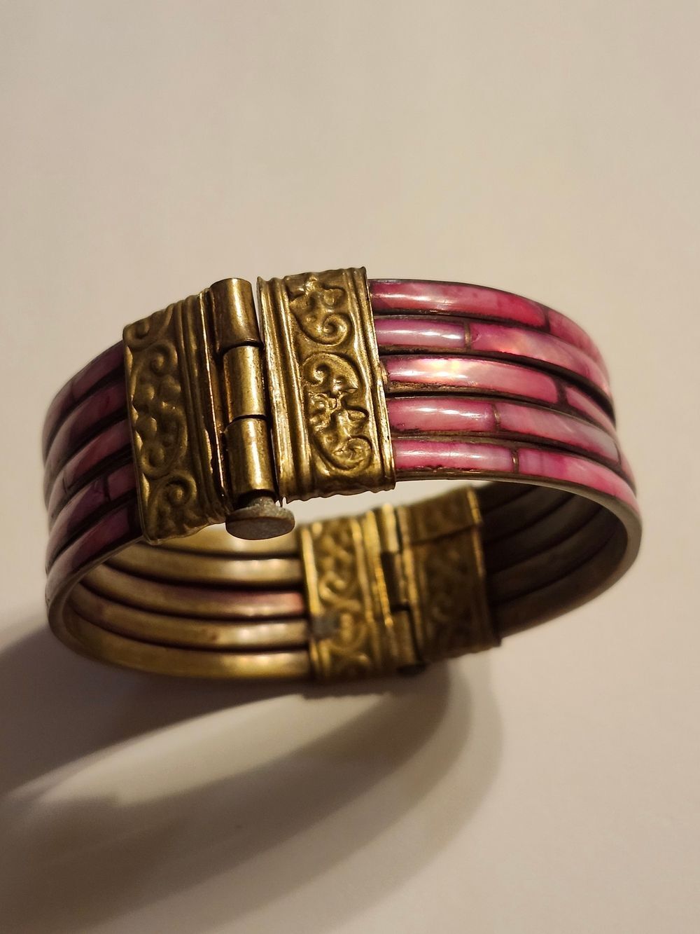 Vintage Pink Mother of Pearl Inlay Brass 5 Row Hinge Pin Latch Bracelet